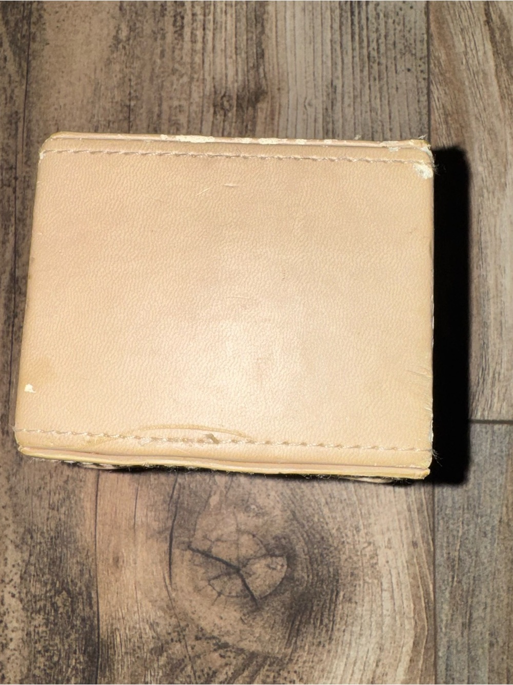 Ultra Pro White Deck Box Magnetic Flip 3rd Generation Vintage MTG Magic - Picture 6 of 8